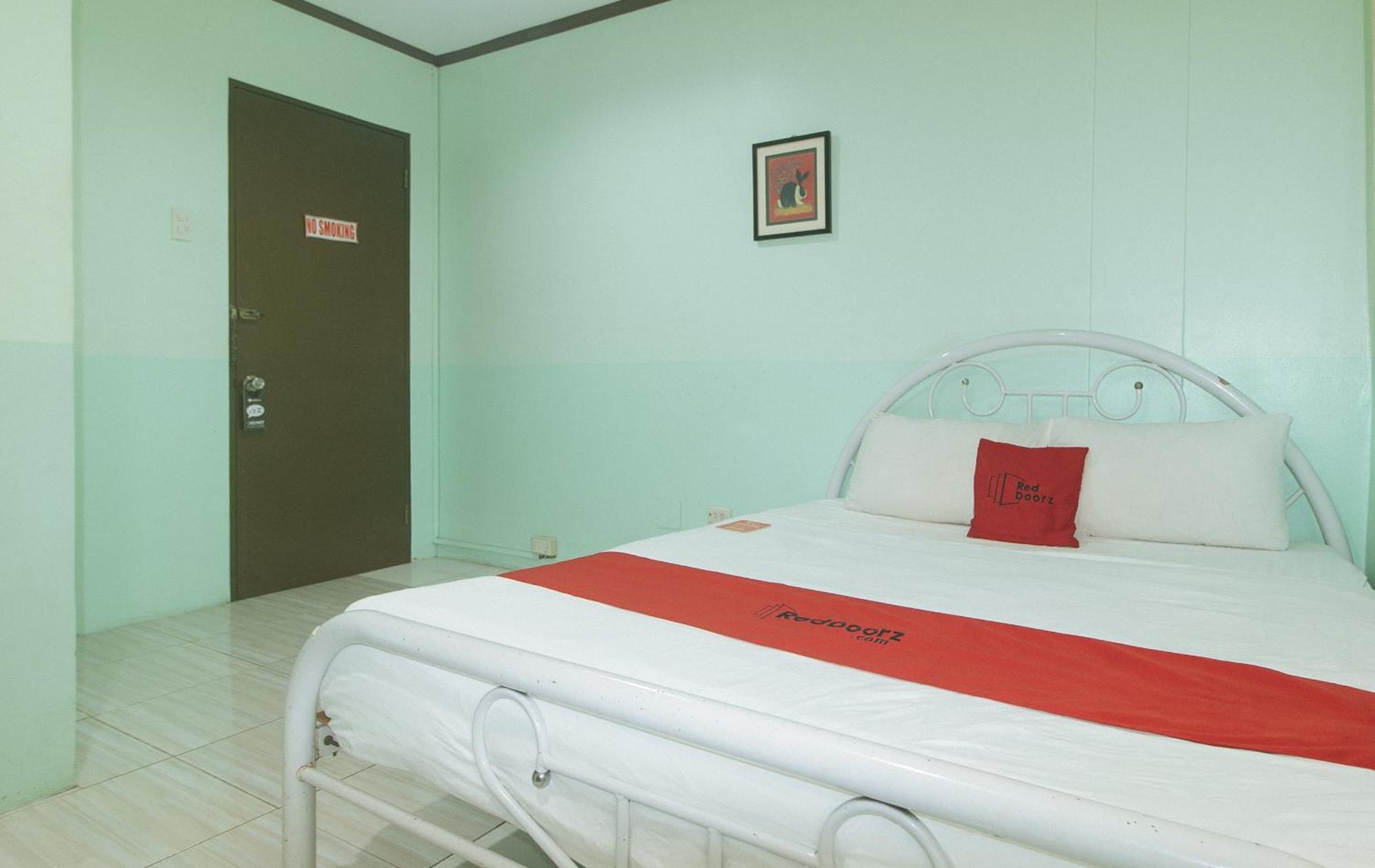 Reddoorz At Maanyag Pension House Mandaue Cebu Ngoại thất bức ảnh